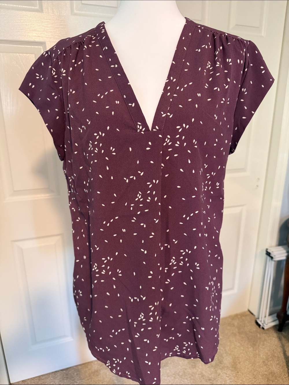 Fun2Fun Women’s Plum V-Neck Cap Sleeve Top - Medium